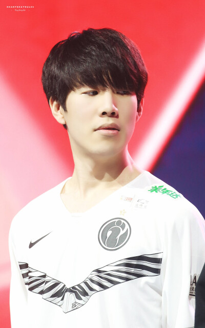 恭喜火豹电竞获得2025KPL夏季赛临时席位！