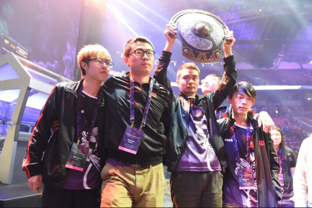 [独家] zweih 在 Spirit 上；首秀：“这很艰难。犯了很多错误和不必要的举动”