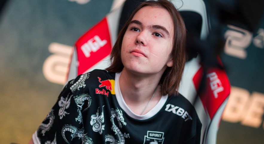 TES官方：Rookie成为自由人正式断开连接